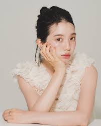 Ayaka Hironaka ไอคอนรอยยิ้มพิมพ์ใจที่โลกหลงรัก จากความน่ารักเหนือกาลเวลาสู่เสน่ห์ที่ผลงานดีไม่มีตก